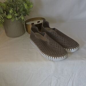 Ilse Jacobsen Brown Perforated Flats / Boat Shoes